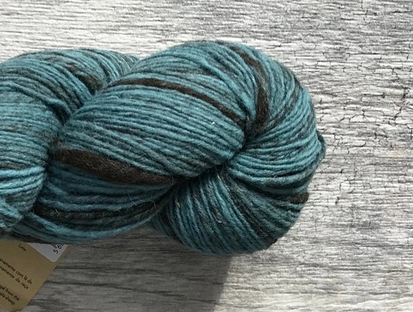 Beiroa DK Yarn - Retrosaria - Farm to Cable Yarns