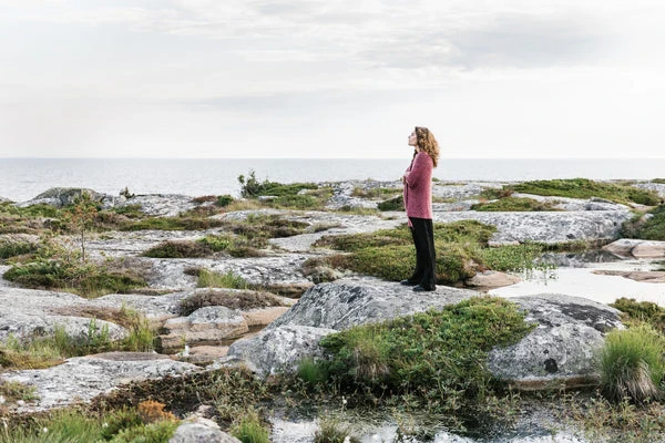 Laine Magazine Issue 9 - 1833 (FALL/WINTER 2019) - Farm to Cable Yarns