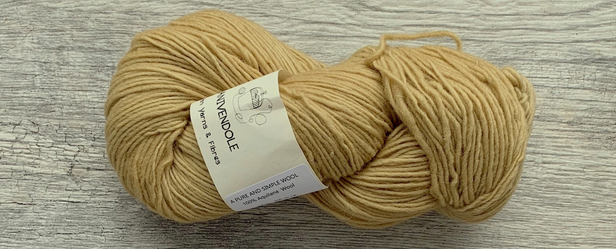 A Pure & Simple Wool - Lanivendole - Farm to Cable Yarns