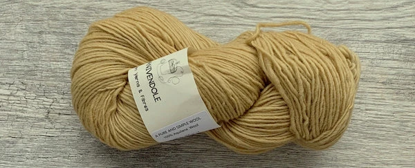 A Pure & Simple Wool - Lanivendole - Farm to Cable Yarns