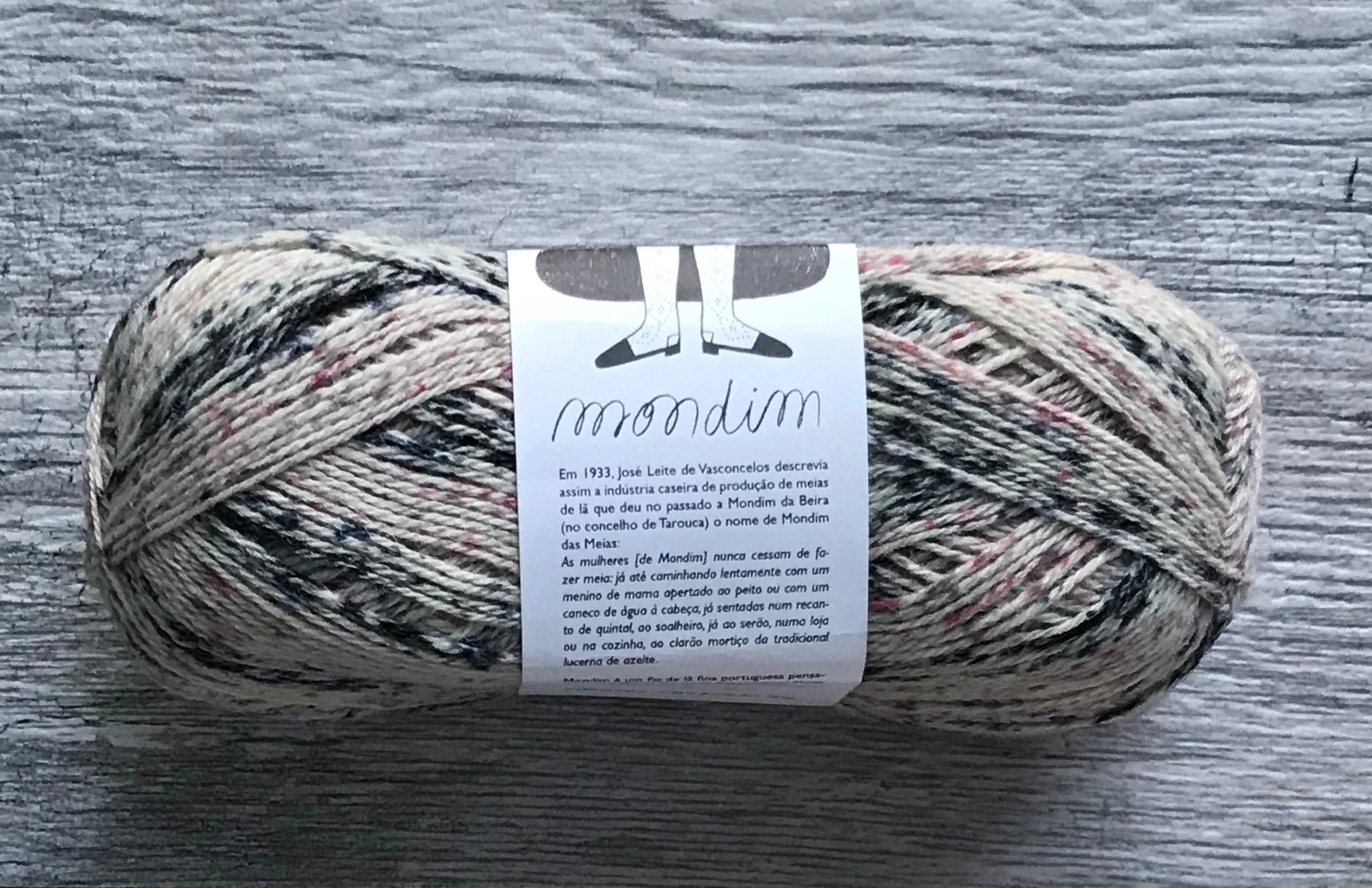 Mondim fingering/sock weight yarn - Farm to Cable Yarns