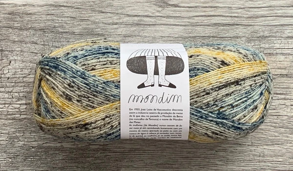 Mondim fingering/sock weight yarn - Farm to Cable Yarns