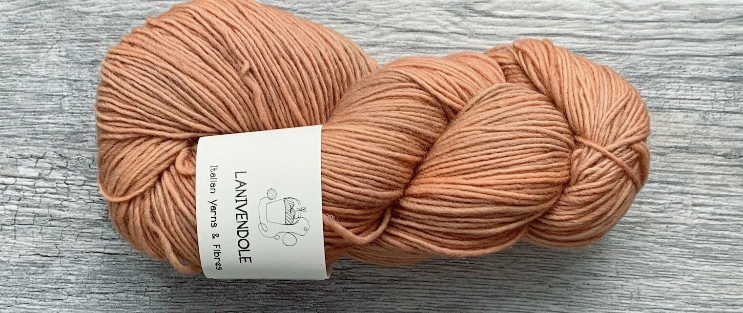 A Pure & Simple Wool - Lanivendole - Farm to Cable Yarns