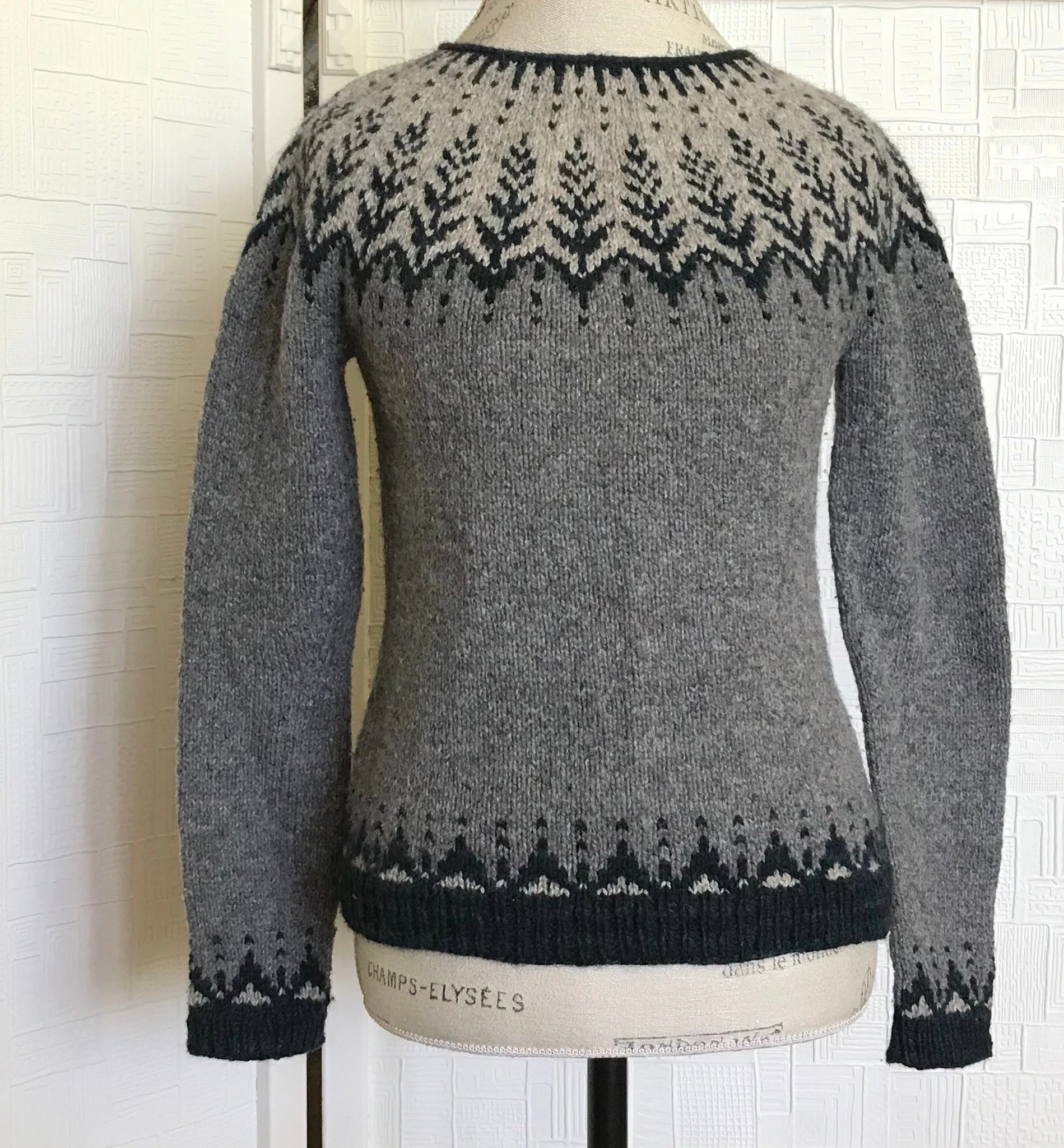The Little Grey Sheep - Hampshire DK - Farm to Cable Yarns