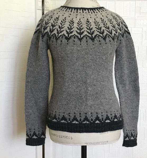 The Little Grey Sheep - Hampshire DK - Farm to Cable Yarns