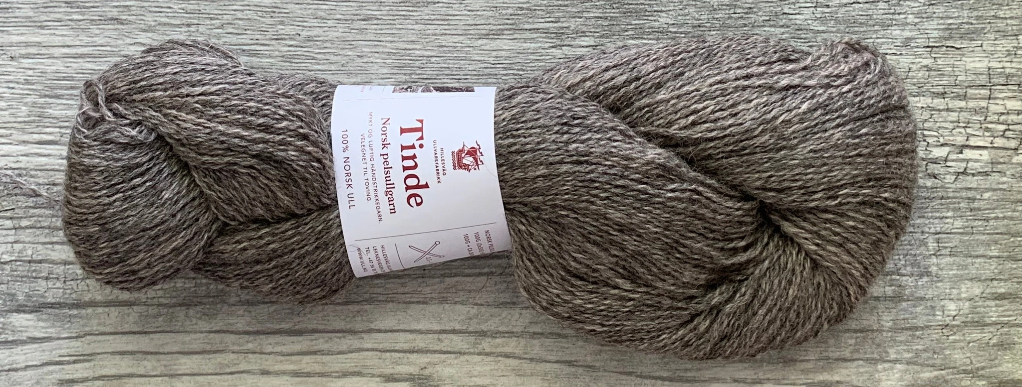 Hillesvåg Tinde - Farm to Cable Yarns