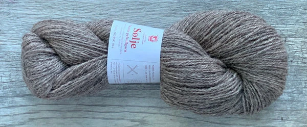 Hillesvåg Sølje - Farm to Cable Yarns
