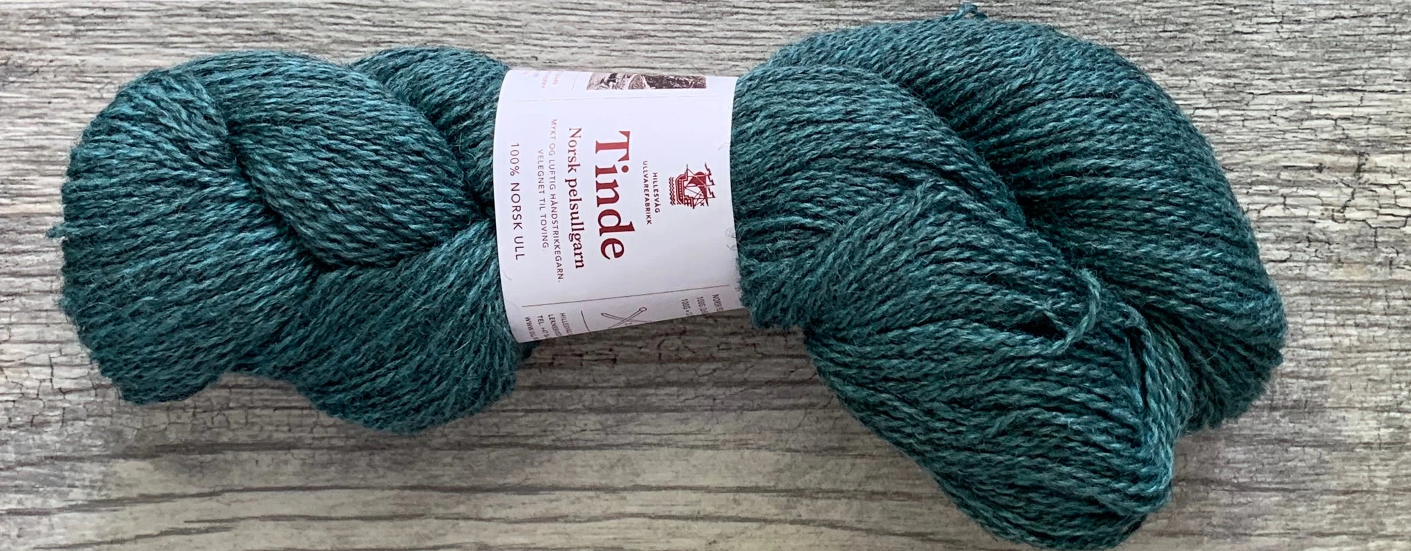 Hillesvåg Tinde - Farm to Cable Yarns