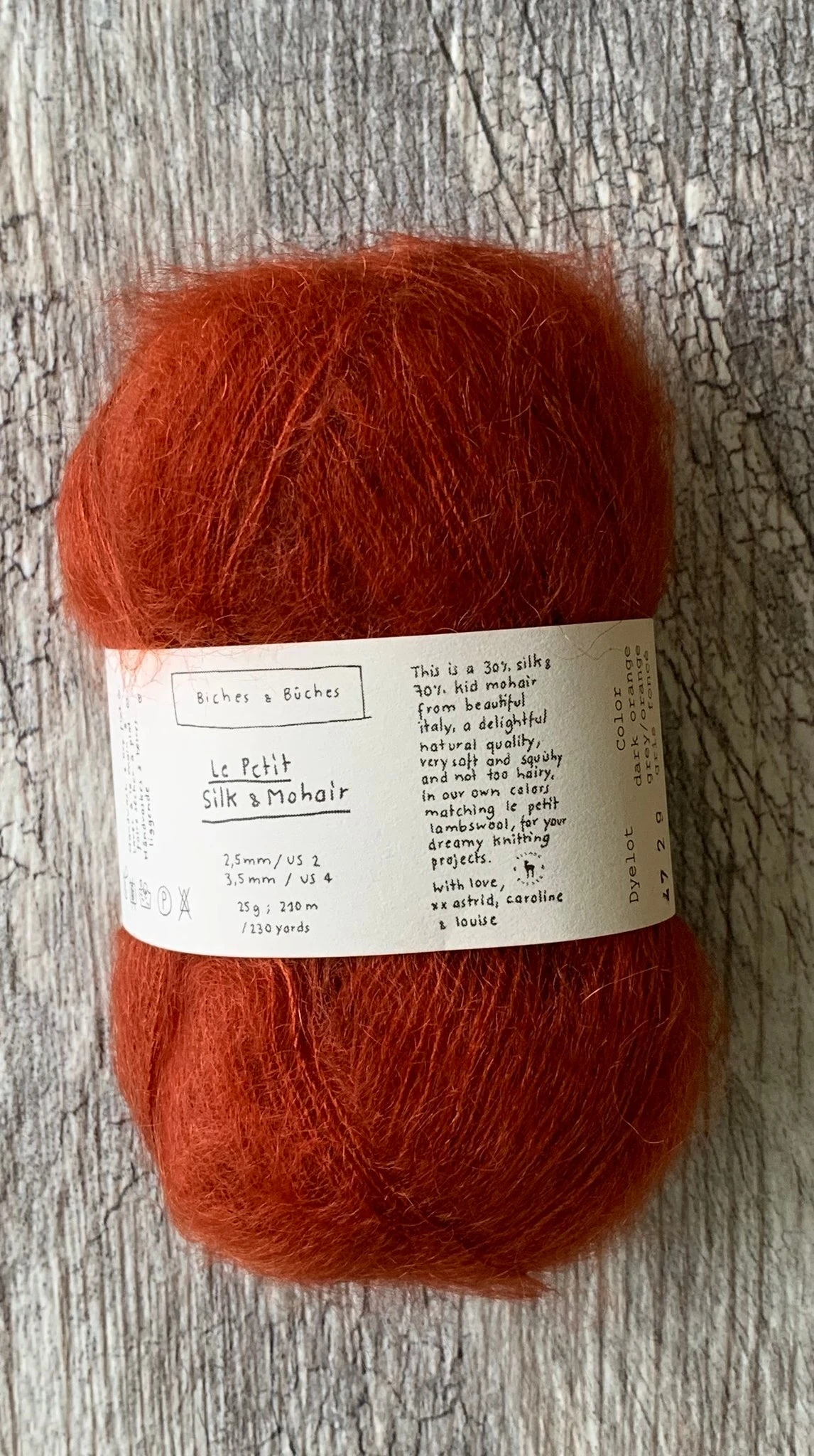 BICHES & BÛCHES - LE PETIT SILK & MOHAIR