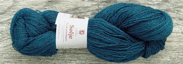 Hillesvåg Sølje - Farm to Cable Yarns