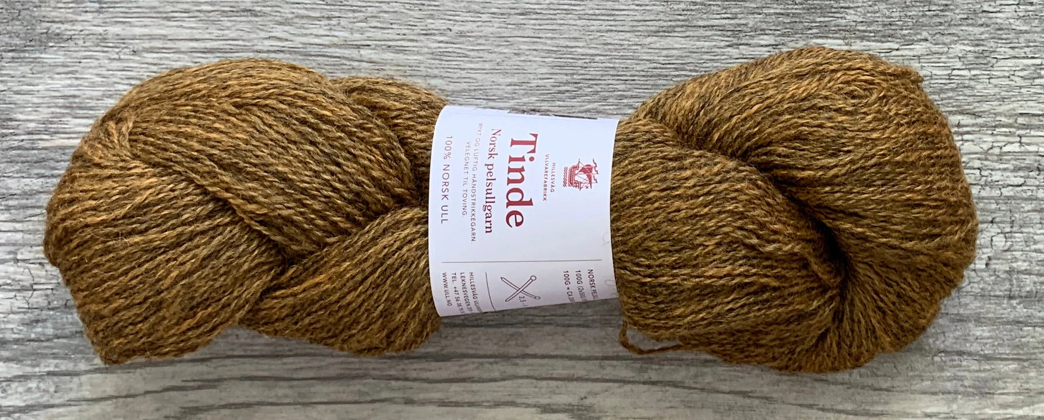 Hillesvåg Tinde - Farm to Cable Yarns