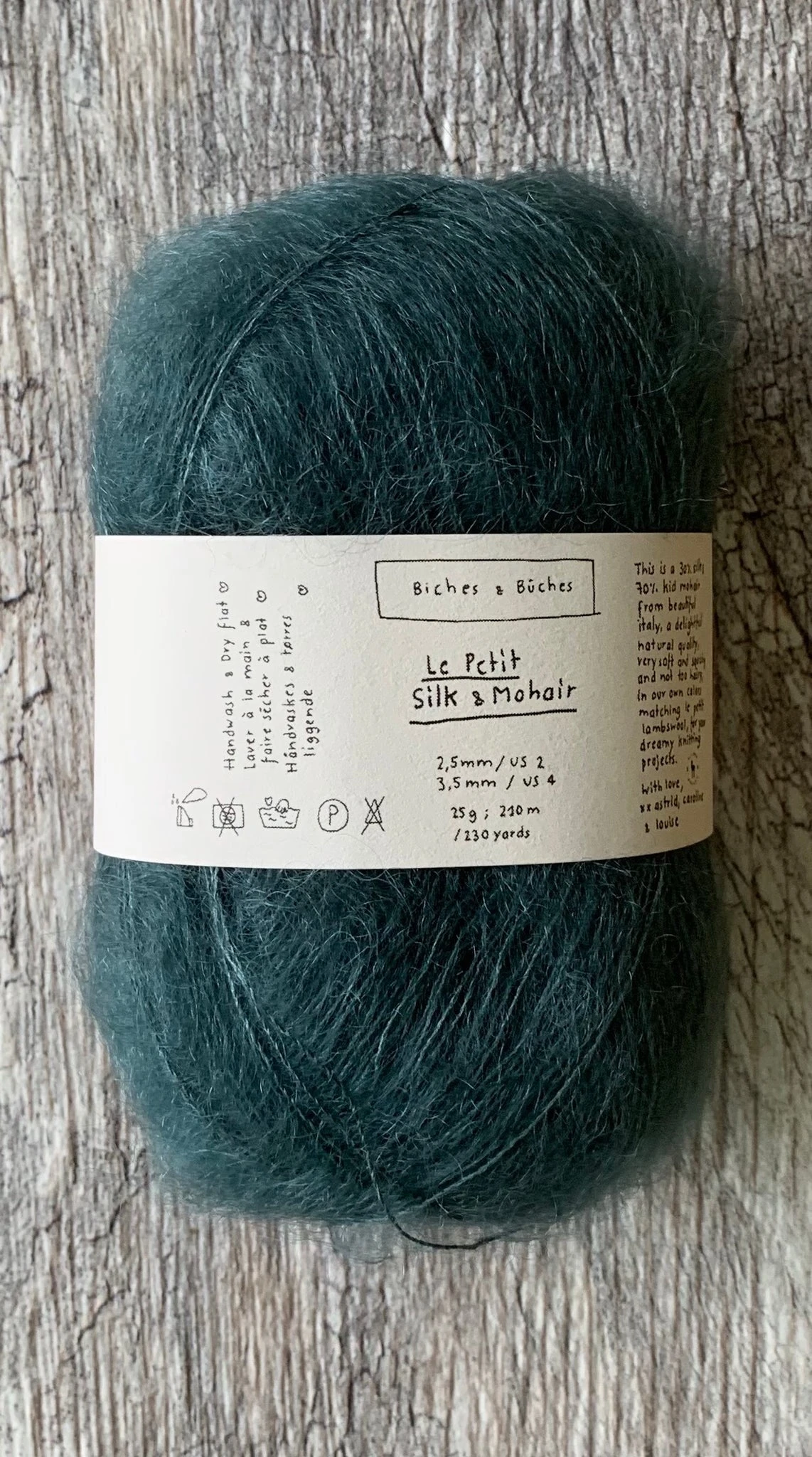 BICHES & BÛCHES - LE PETIT SILK & MOHAIR