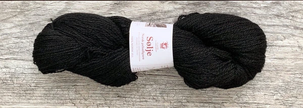 Hillesvåg Sølje - Farm to Cable Yarns