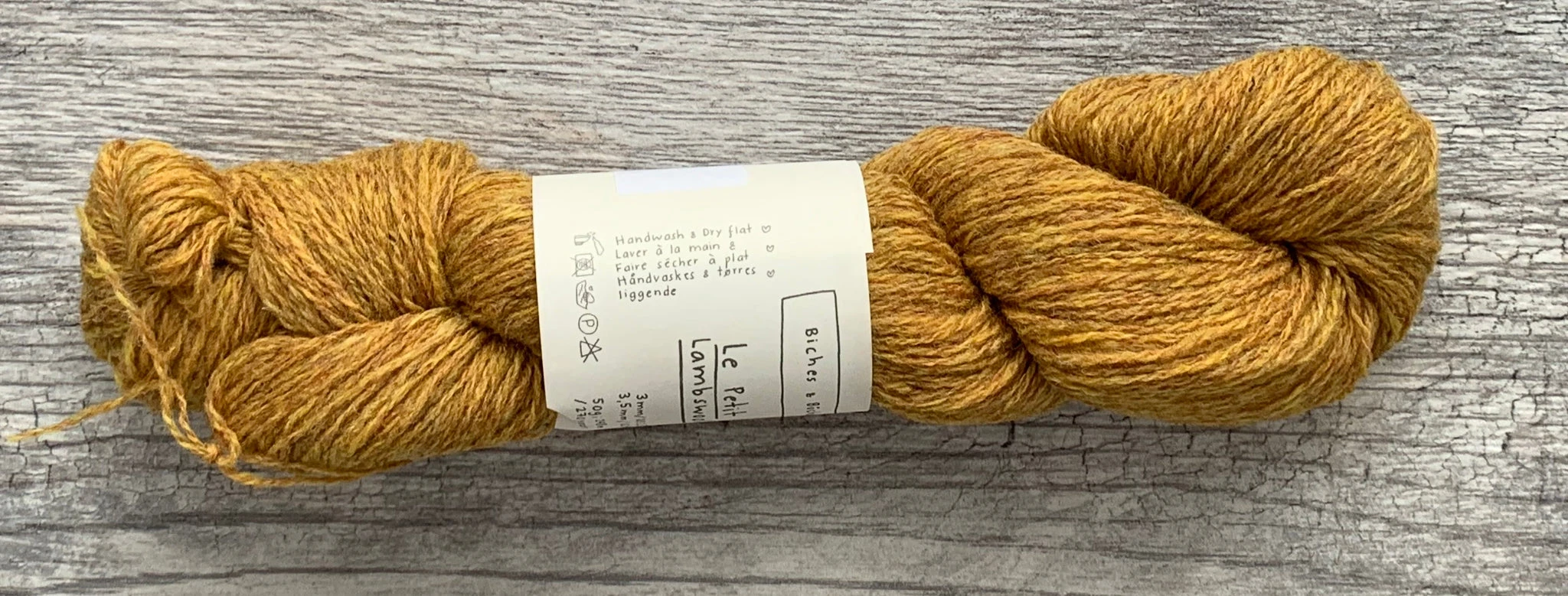BICHES & BÛCHES - LE PETIT LAMBSWOOL - Farm to Cable Yarns